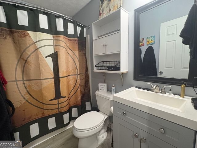 3940 Hardee Drive NW, Kennesaw, GA 30152