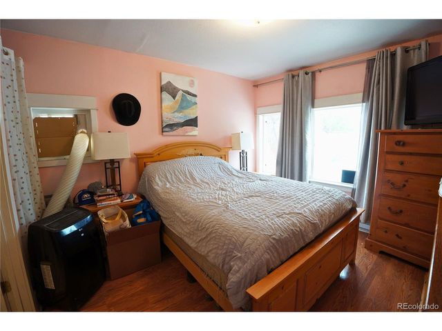 1555 N Monroe Ave, Loveland, CO 80538