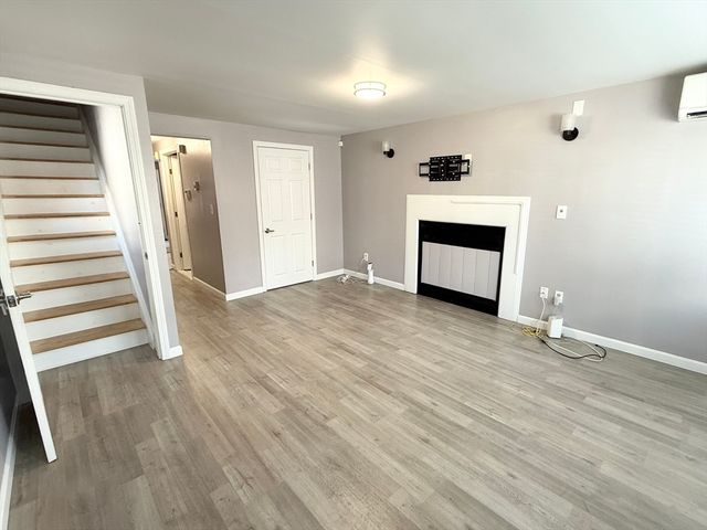 850 Dorchester Ave House, Boston, MA 02125