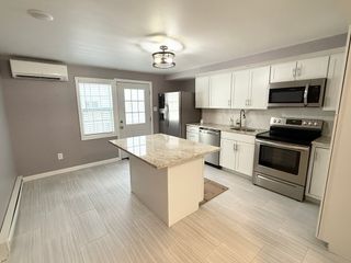 850 Dorchester Ave House, Boston, MA 02125