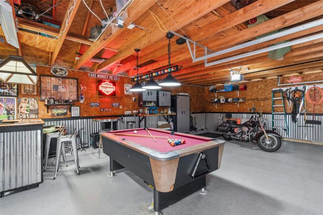 9911 King William Drive, La Porte, TX 77571