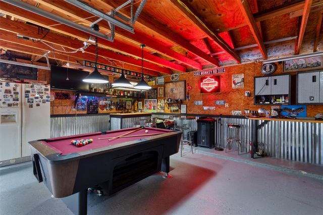 9911 King William Drive, La Porte, TX 77571