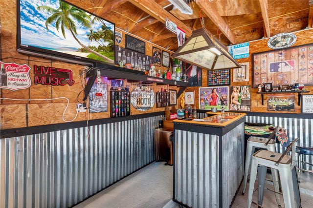 9911 King William Drive, La Porte, TX 77571