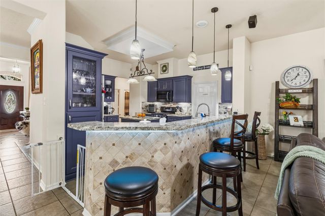 9911 King William Drive, La Porte, TX 77571