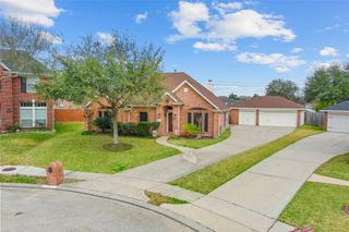 9911 King William Drive, La Porte, TX 77571