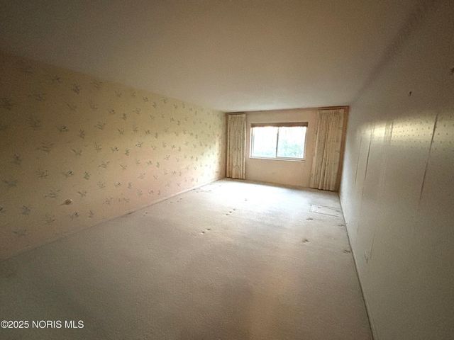 4343 W Bancroft Street, Apt 3l, Ottawa Hills, OH 43615