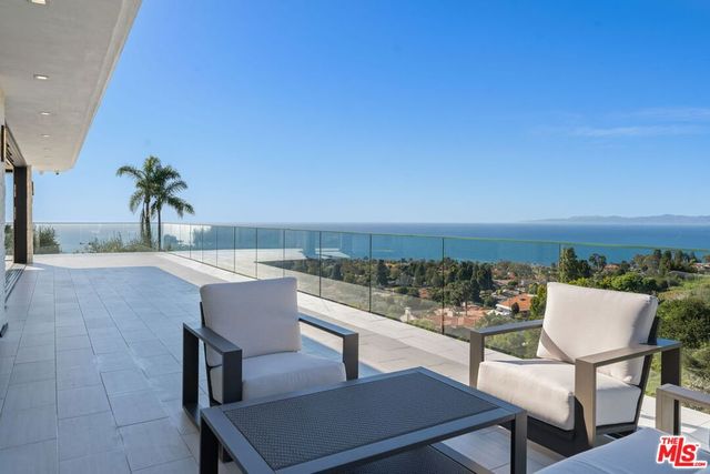1565 Via Leon, Palos Verdes Estates, CA 90274