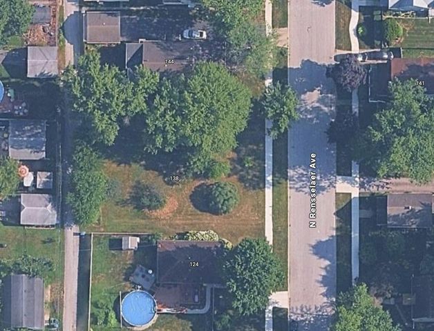 138 N Rensselaer Avenue, Griffith, IN 46319