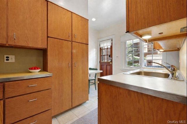 36 Sagamore Road, Bronxville, NY 10708