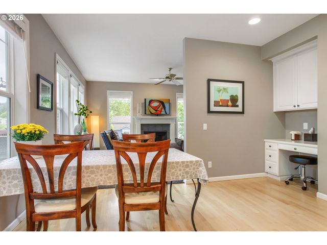 1645 Nw SLOCUM Way, Portland, OR 97229