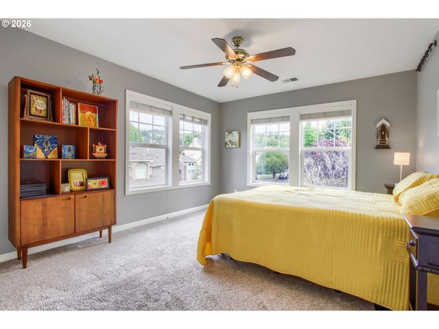 1645 Nw SLOCUM Way, Portland, OR 97229