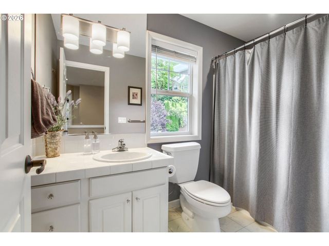 1645 Nw SLOCUM Way, Portland, OR 97229