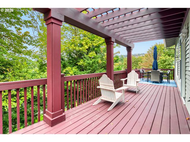 1645 Nw SLOCUM Way, Portland, OR 97229
