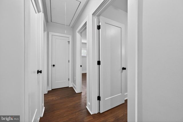 3525 ROCKVIEW DR, Bristol, PA 19007