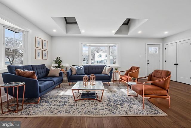 3525 ROCKVIEW DR, Bristol, PA 19007