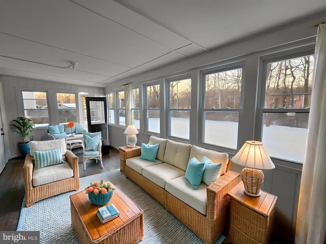 3525 ROCKVIEW DR, Bristol, PA 19007