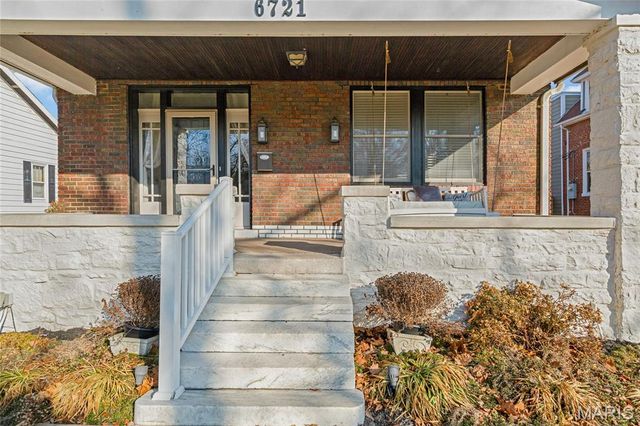 6721 Scanlan Avenue, St Louis, MO 63139