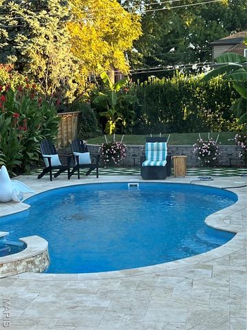 6721 Scanlan Avenue, St Louis, MO 63139