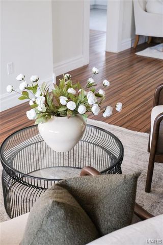 6721 Scanlan Avenue, St Louis, MO 63139