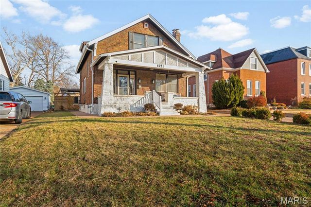 6721 Scanlan Avenue, St Louis, MO 63139