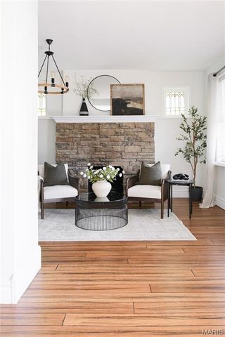 6721 Scanlan Avenue, St Louis, MO 63139