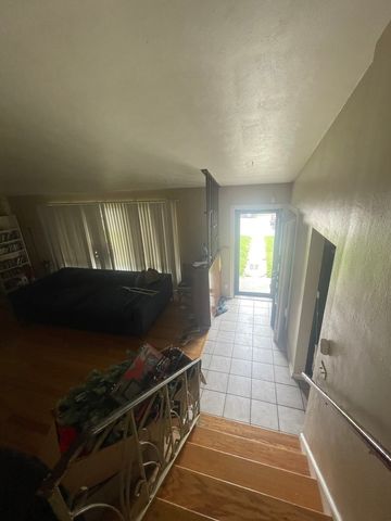 775 Greenbay Avenue, Calumet City, IL 60409