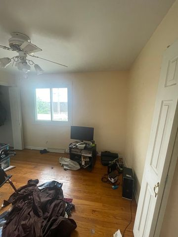 775 Greenbay Avenue, Calumet City, IL 60409