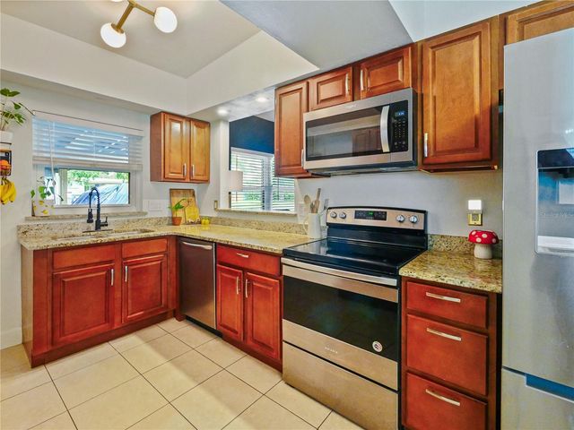 1006 BEATRICE DRIVE, Orlando, FL 32810