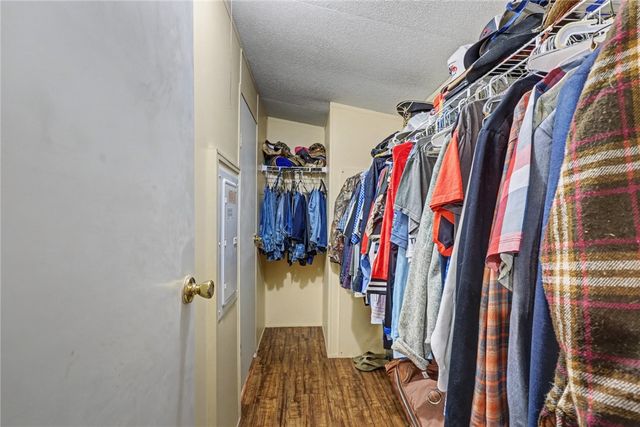 313 Rowe St, Rockport, TX 78382