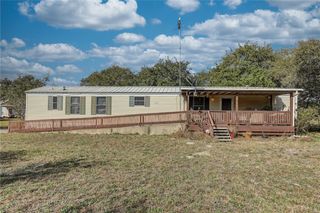 313 Rowe St, Rockport, TX 78382