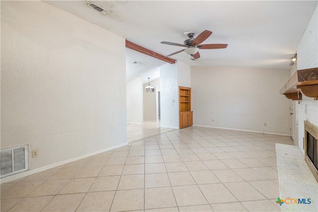 953 Lazy Trail, New Braunfels, TX 78130