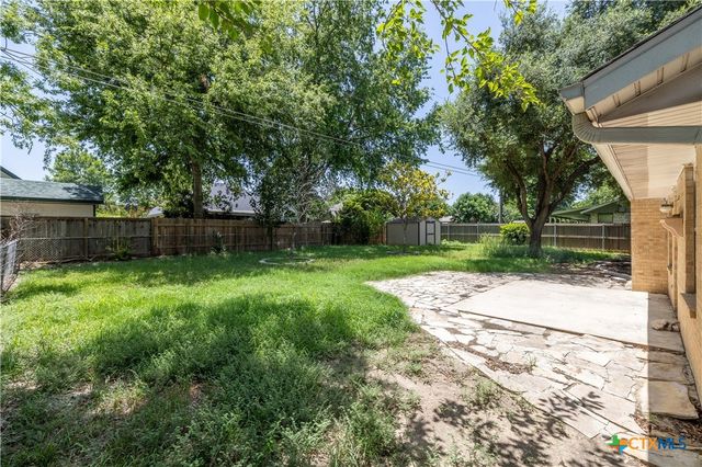 953 Lazy Trail, New Braunfels, TX 78130