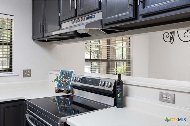 953 Lazy Trail, New Braunfels, TX 78130