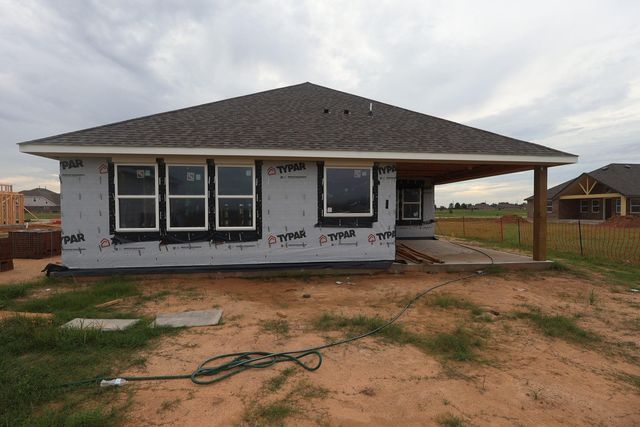 400 Cane Crossing Lake Drive, Sealy, TX 77474