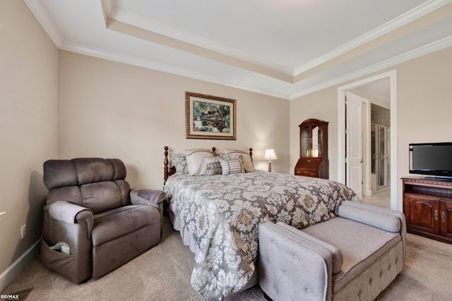 58773 Valley View Dr Drive, Washington Twp, MI 48094