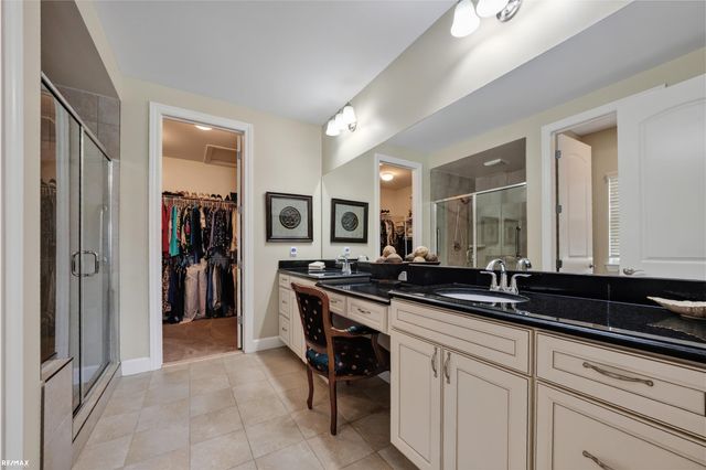 58773 Valley View Dr Drive, Washington Twp, MI 48094