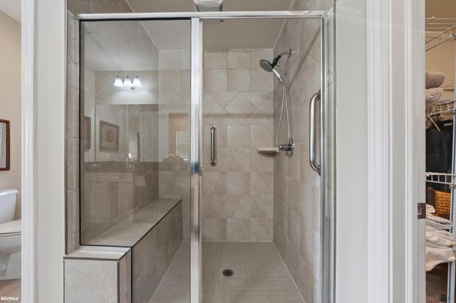58773 Valley View Dr Drive, Washington Twp, MI 48094