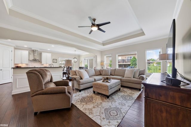 58773 Valley View Dr Drive, Washington Twp, MI 48094