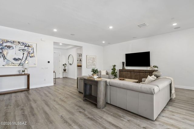 12791 E Tortoise Pointe Place, Vail, AZ 85641