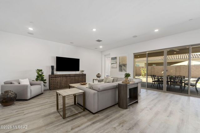 12791 E Tortoise Pointe Place, Vail, AZ 85641