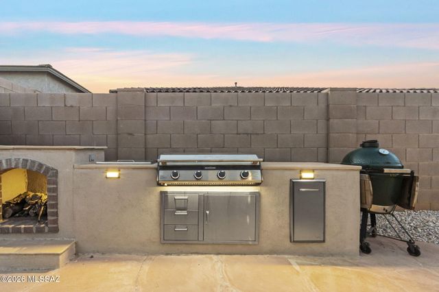 12791 E Tortoise Pointe Place, Vail, AZ 85641