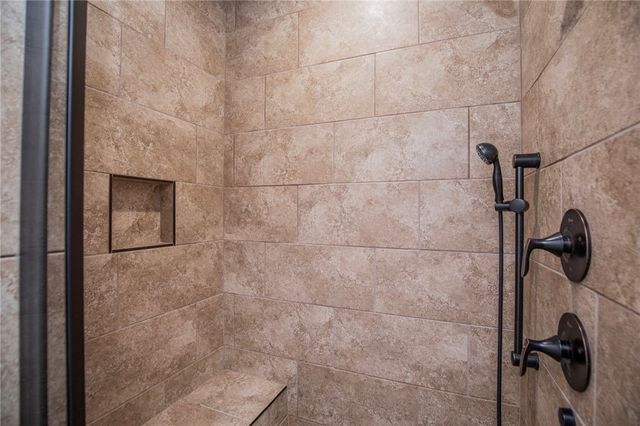 337 Ryder Street, Gentry, AR 72734