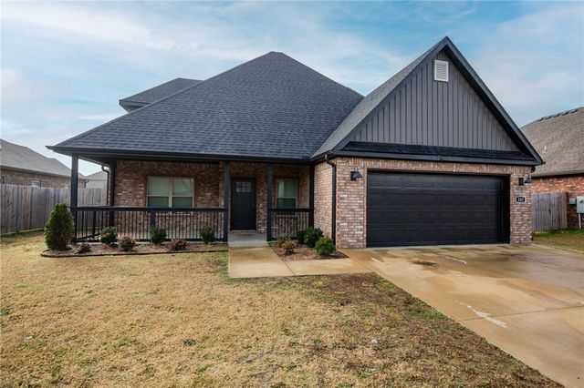 337 Ryder Street, Gentry, AR 72734