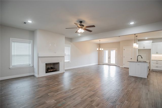 337 Ryder Street, Gentry, AR 72734