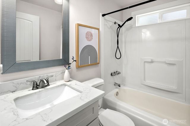 9032 15th Avenue SW, Seattle, WA 98106