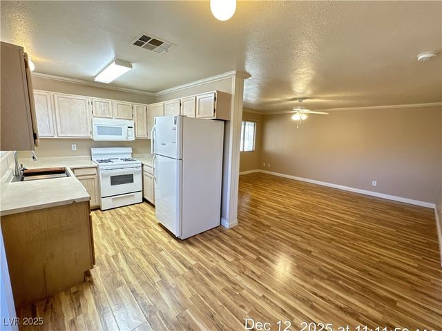 639 Anne Lane 3C, Henderson, NV 89015