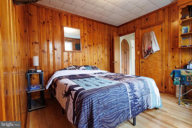 190 WATERFORD RD, Hammonton, NJ 08037