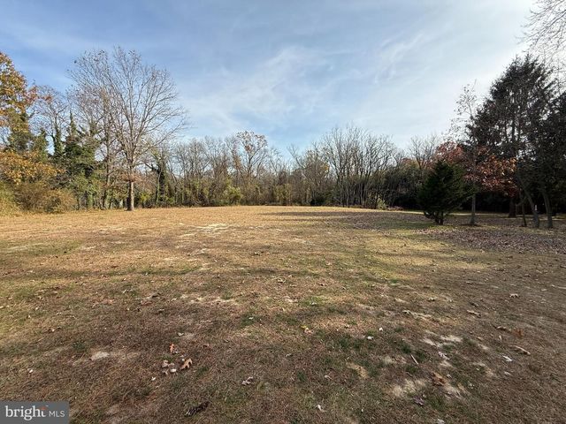 190 WATERFORD RD, Hammonton, NJ 08037