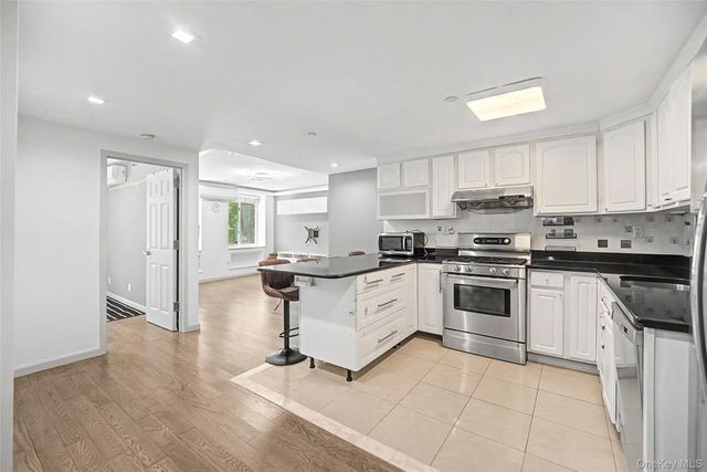 43-17 Union Street 2A, Flushing, NY 11355