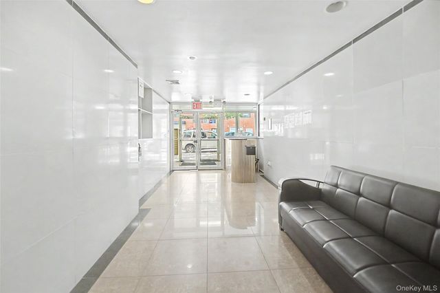 43-17 Union Street 2A, Flushing, NY 11355